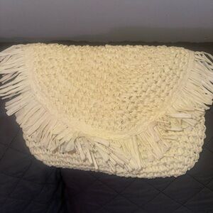 BTB LOS ANGELES FRINGE CLUTCH